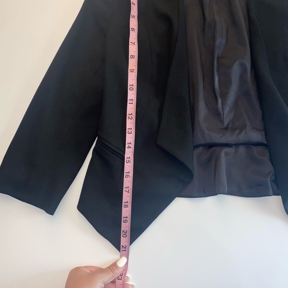 Ann Taylor Black Blazer size 2 Petite - Picture 7 of 10